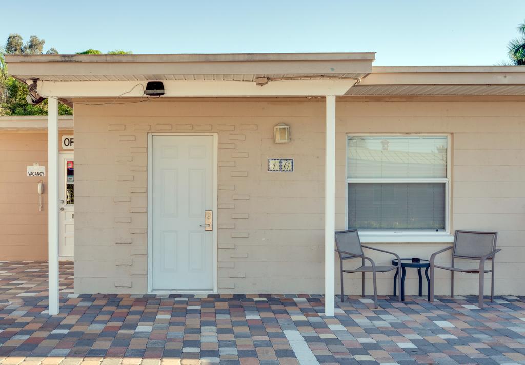 Fountain Cottages Inn ฟอร์ตไมเยอร์ ภายนอก รูปภาพ
